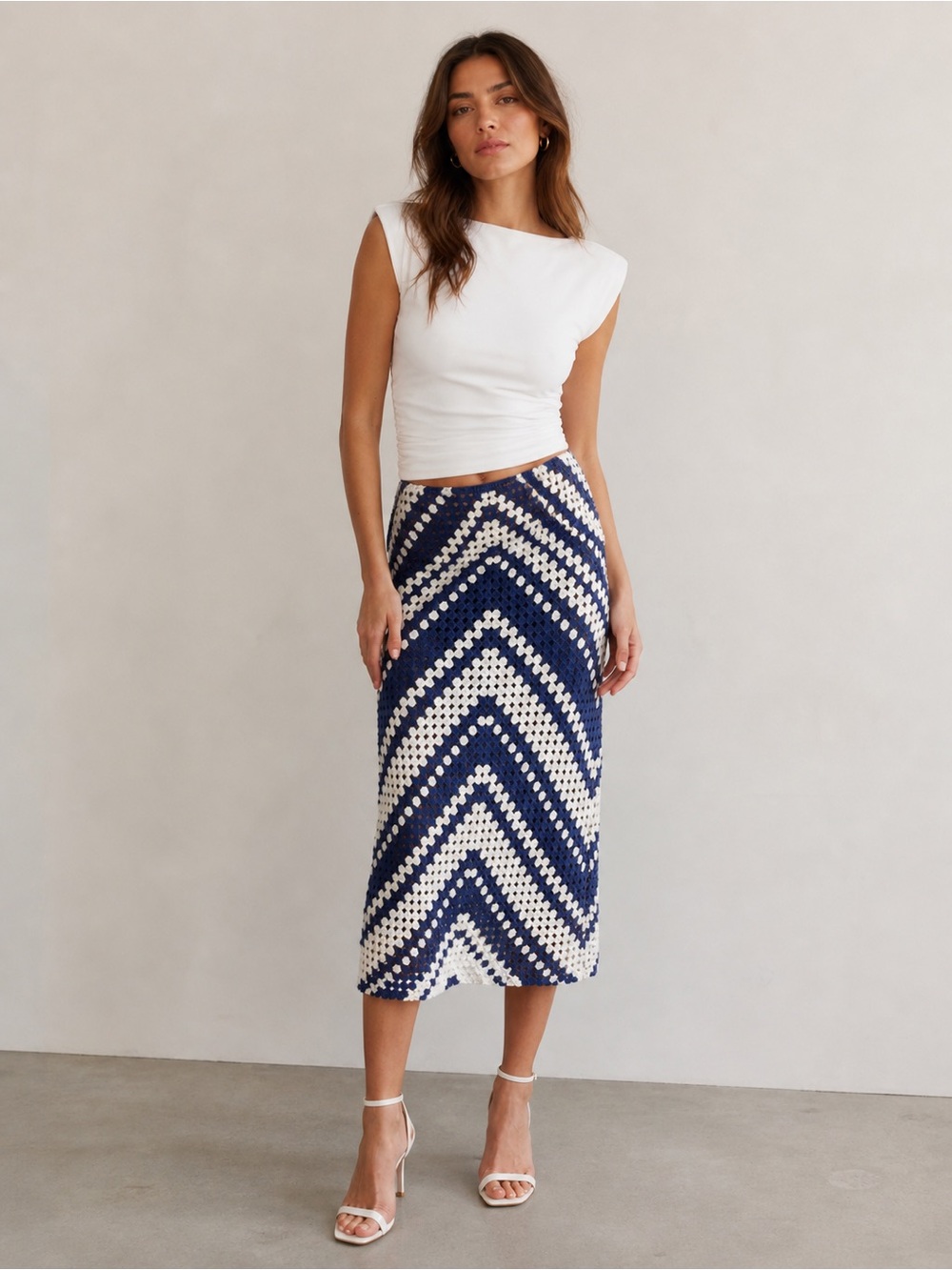 NWOT DR2 by Daniel Rainn Crochet Sweater Skirt Blue and White Size XL